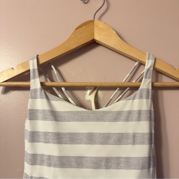 Lululemon Free To Be Tank Micro Macro Polar Cream Silver Slate Women Size 6 - Picture 6 of 12